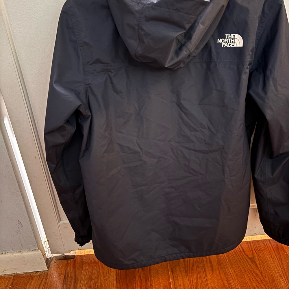 The North Face Men's Black Raincoat - Picture 2 of 5
